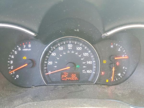 2014 KIA SORENTO Base/ LX