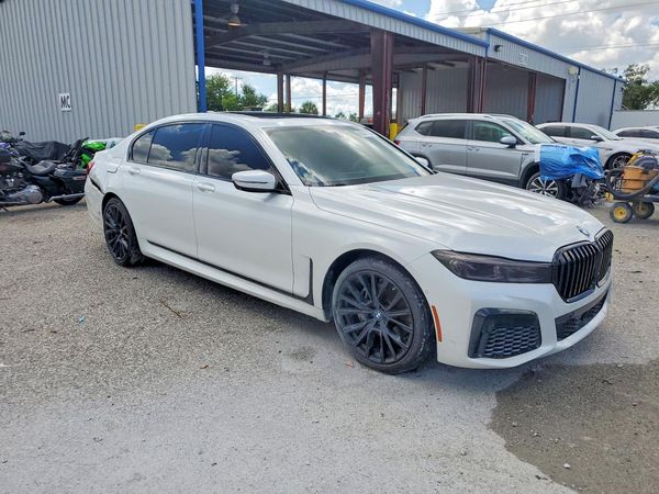 2020 BMW 740