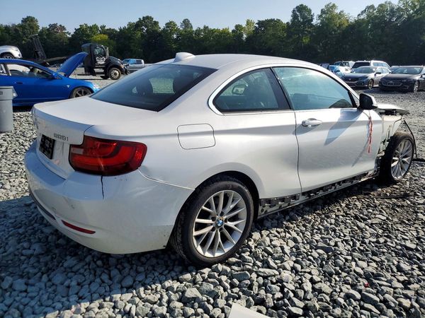 2016 BMW 228