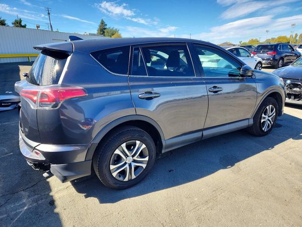 2018 TOYOTA RAV4 LE