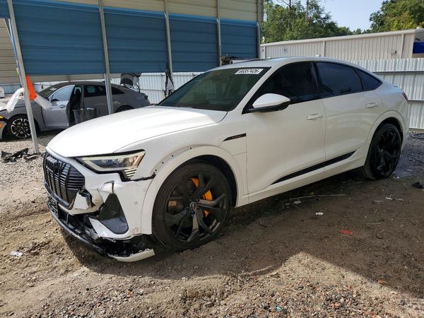 2022 AUDI E-TRON — DSFA — Front 3/4