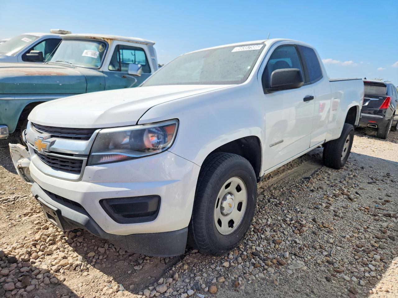 2017 CHEVROLET COLORADO Work Truck — Front 3/4