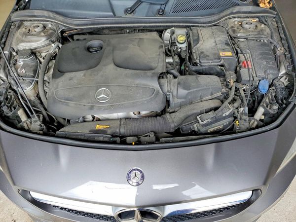 2015 MERCEDES-BENZ CLA