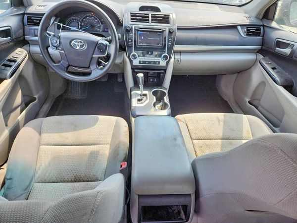 2014 TOYOTA CAMRY