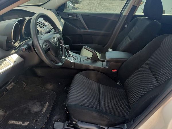 2012 MAZDA 3 Touring/GS