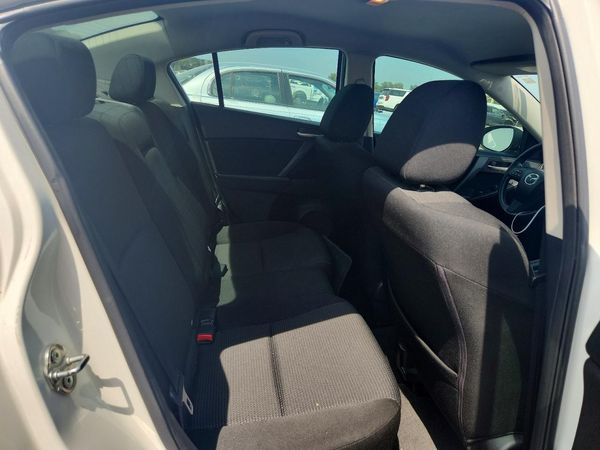 2012 MAZDA 3 Touring/GS