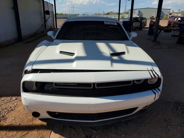 2016 DODGE CHALLENGER SXT