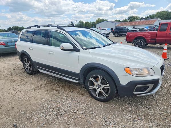 2012 VOLVO XC70