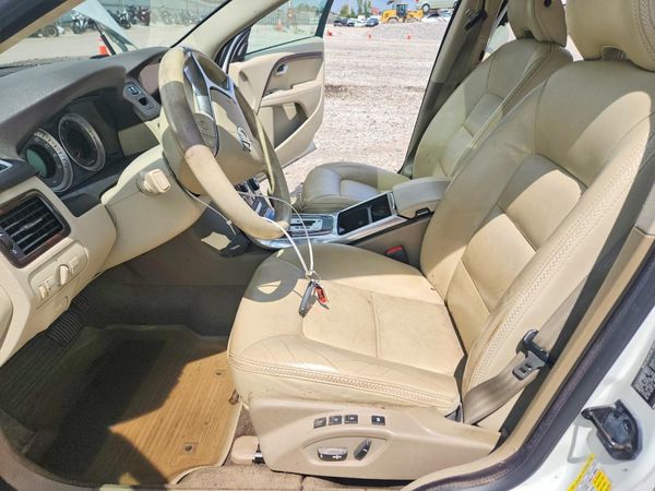 2012 VOLVO XC70