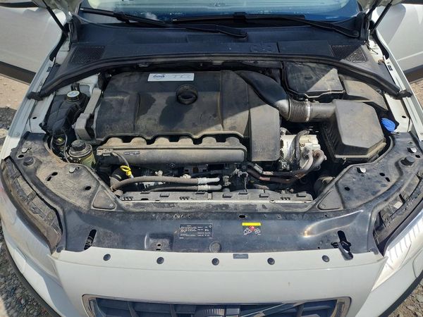 2012 VOLVO XC70