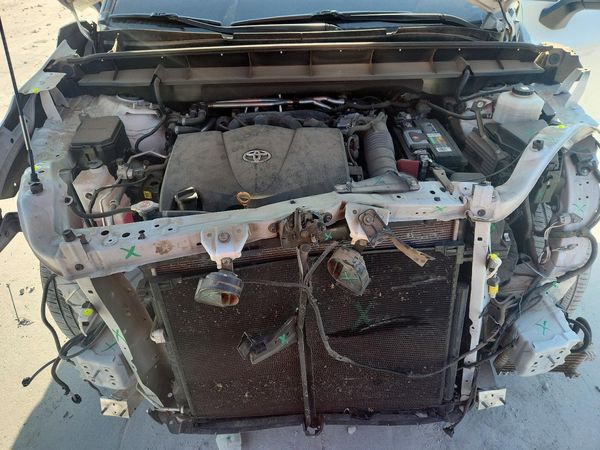 2020 TOYOTA HIGHLANDER L
