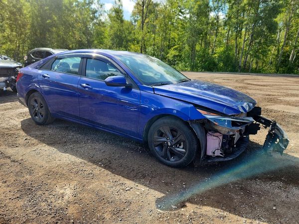 2022 HYUNDAI ELANTRA SEL