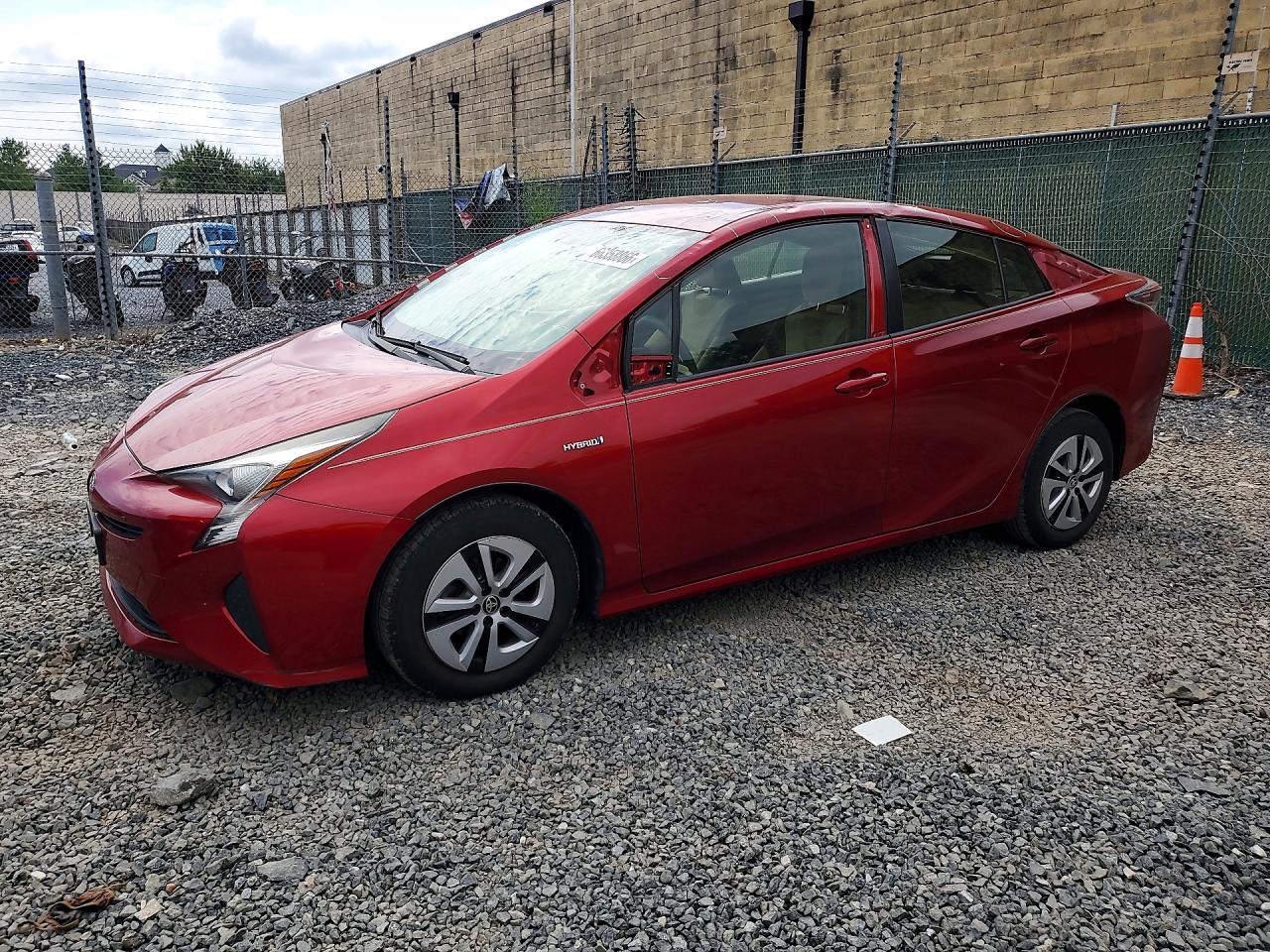 2016 TOYOTA PRIUS