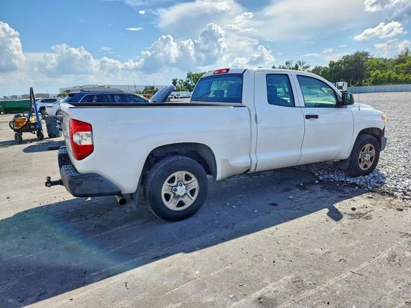 2015 TOYOTA TUNDRA SR5 Grade