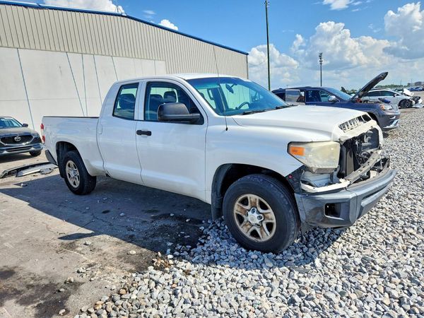 2015 TOYOTA TUNDRA SR5 Grade