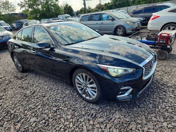 2021 INFINITI Q50 LUXE