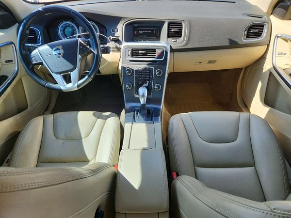 2013 VOLVO S60