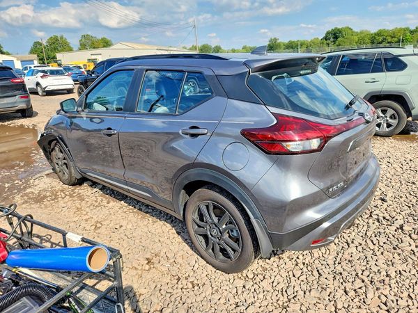 2024 NISSAN KICKS SR
