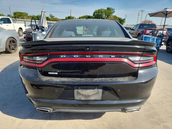 2019 DODGE CHARGER SXT