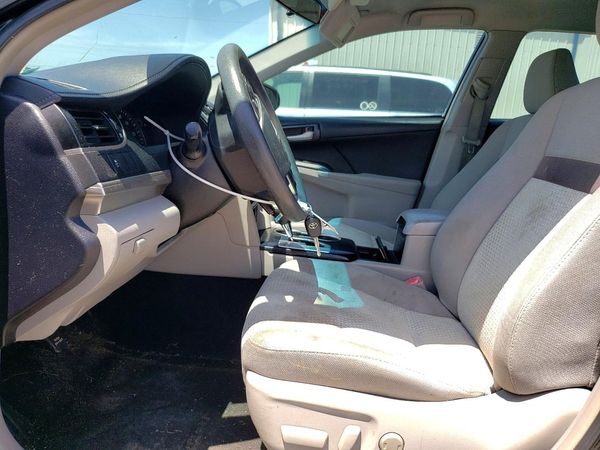 2014 TOYOTA CAMRY — DENT