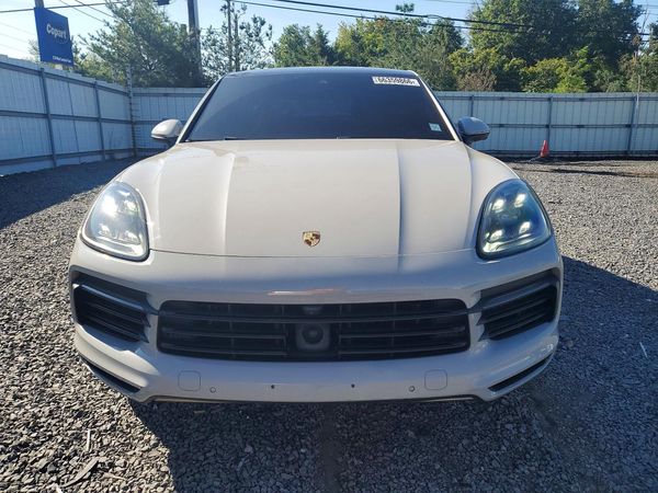 2020 PORSCHE CAYENNE