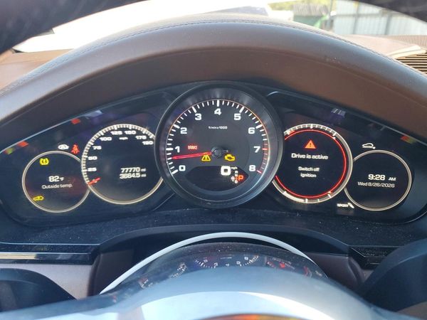 2020 PORSCHE CAYENNE