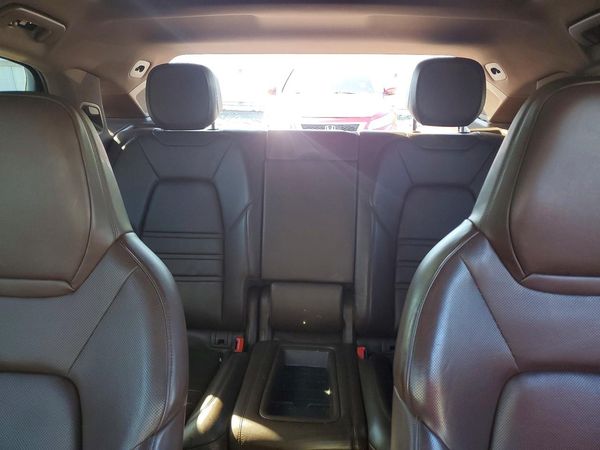 2020 PORSCHE CAYENNE