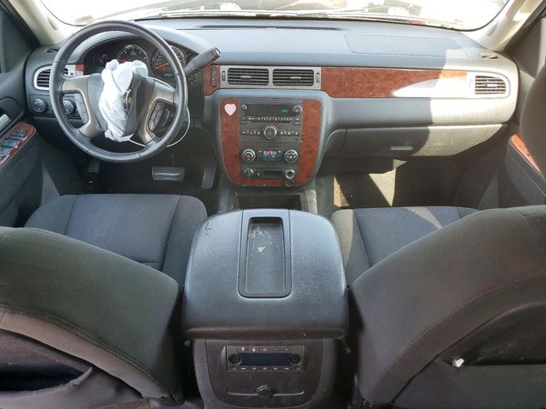 2012 CHEVROLET TAHOE LS