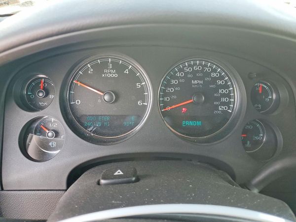 2012 CHEVROLET TAHOE LS