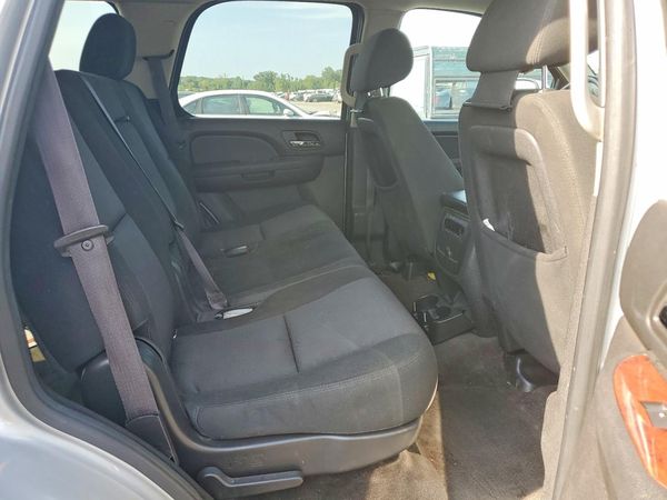 2012 CHEVROLET TAHOE LS