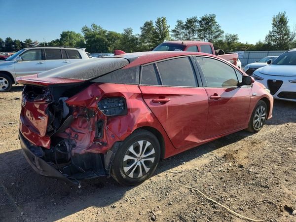 2020 TOYOTA PRIUS