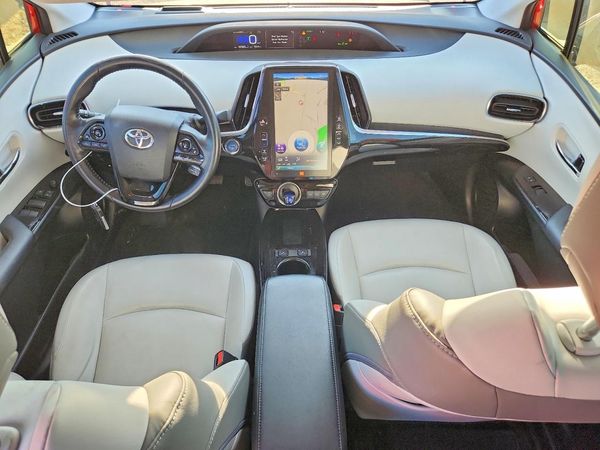 2020 TOYOTA PRIUS