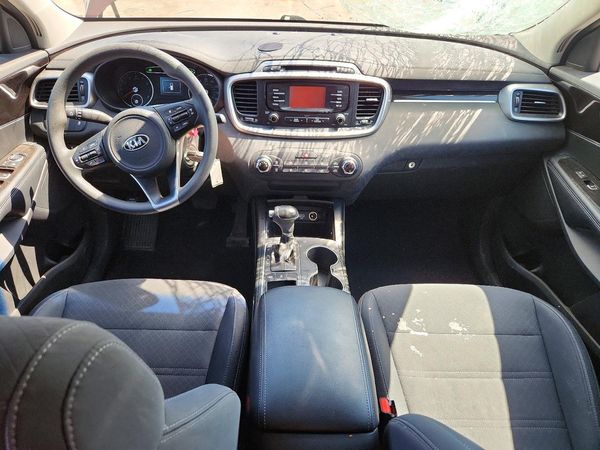 2017 KIA SORENTO L, LX