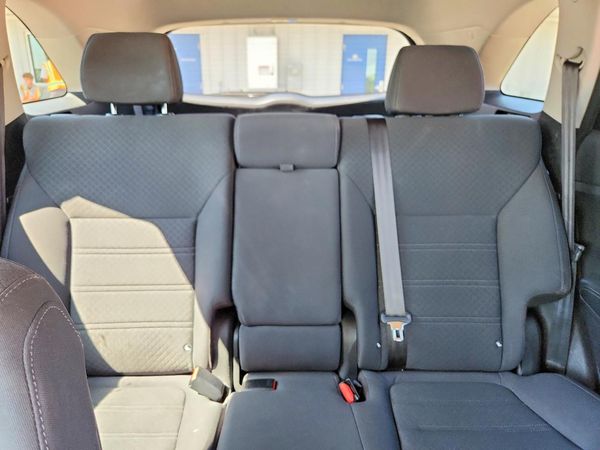 2017 KIA SORENTO L, LX