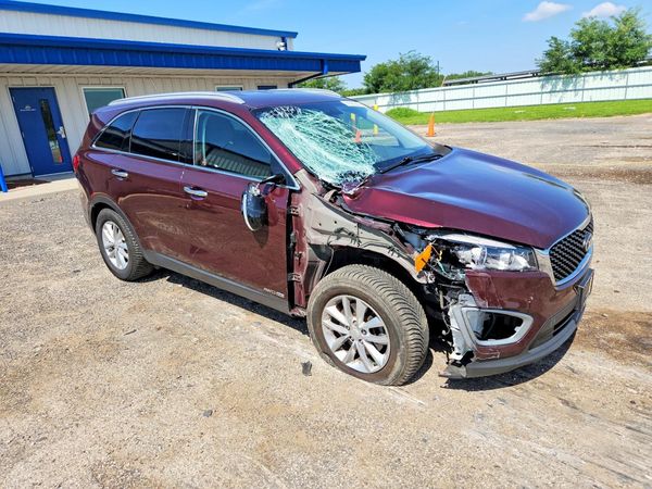 2017 KIA SORENTO L, LX