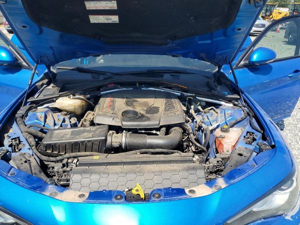 2018 ALFA ROMEO GIULIA RWD — Engine bay