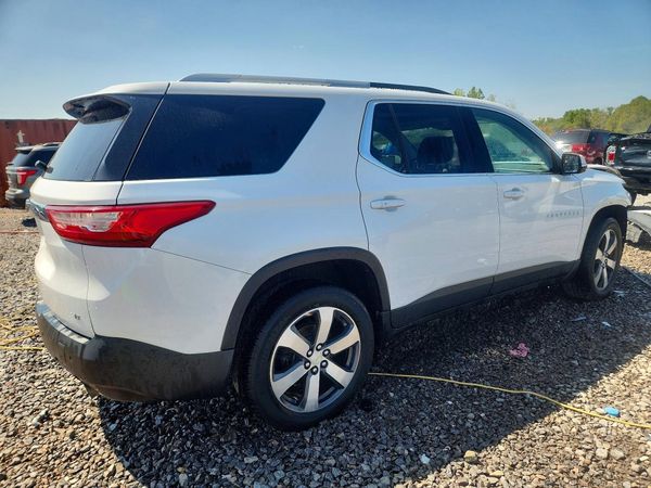 2018 CHEVROLET TRAVERSE LT
