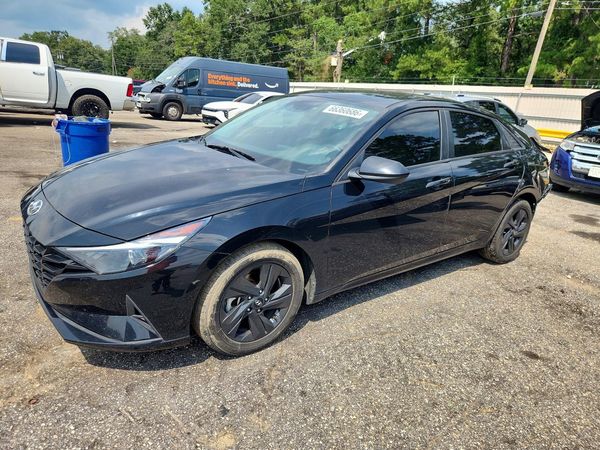 2022 HYUNDAI ELANTRA
