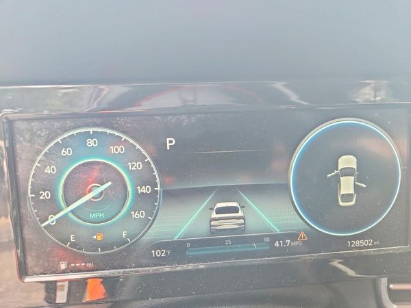 2022 HYUNDAI ELANTRA