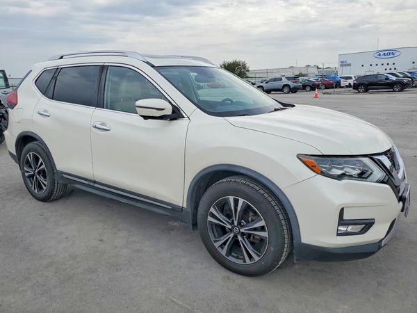 2018 NISSAN ROGUE — Passenger 3/4