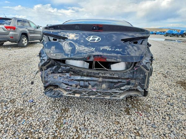 2019 HYUNDAI ELANTRA SE