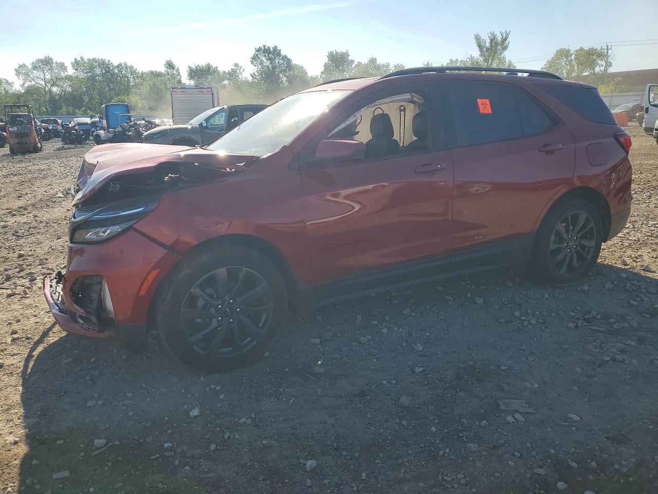 2024 CHEVROLET EQUINOX RS — Front 3/4