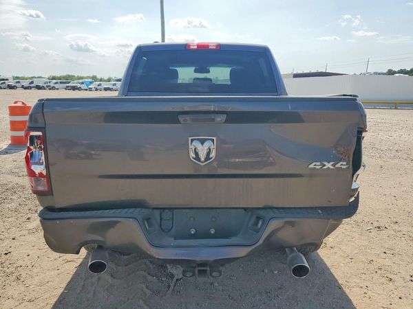 2017 RAM 1500 ST