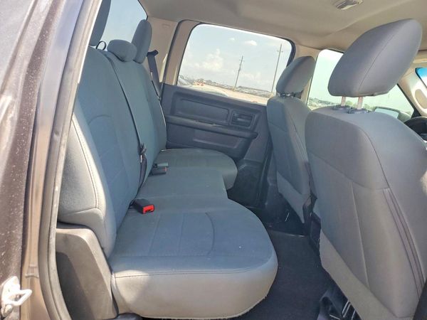 2017 RAM 1500 ST