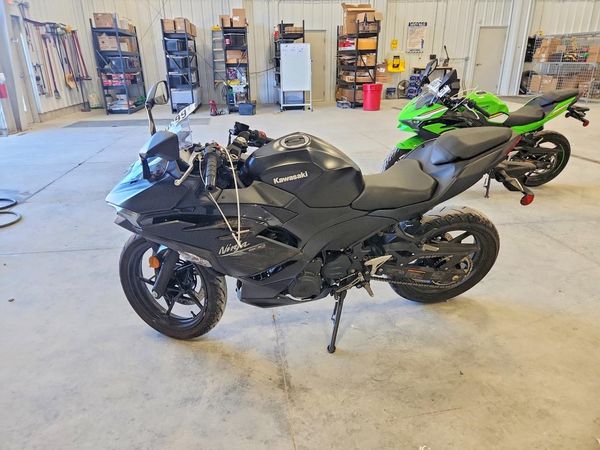 2026 KAWASAKI EX500