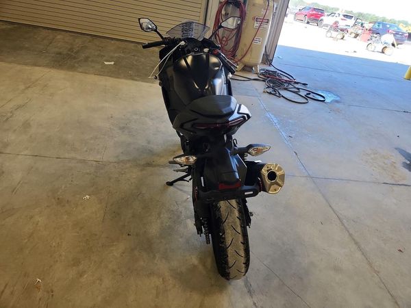 2026 KAWASAKI EX500