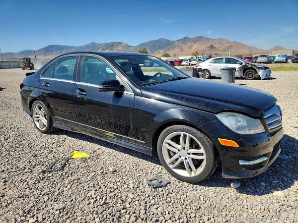 2013 MERCEDES-BENZ C