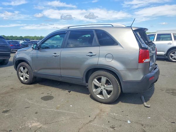 2013 KIA SORENTO