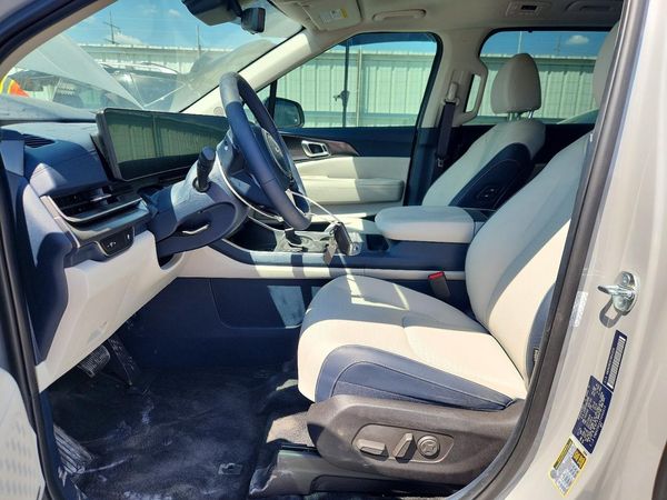 2026 KIA CARNIVAL