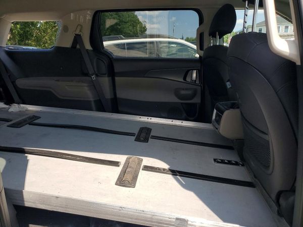 2026 KIA CARNIVAL